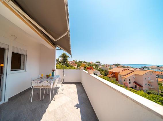 Laganini Apartman Rab Rab Town Ngoại thất bức ảnh